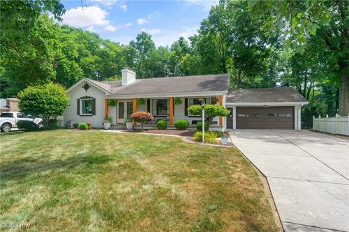 783 Truesdale Rd, Youngstown, OH, 44511-3565 | Card Image