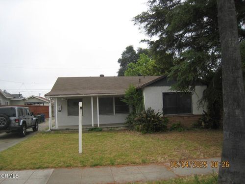 542 1st St, Fillmore, CA, 93015-1328 | Card Image