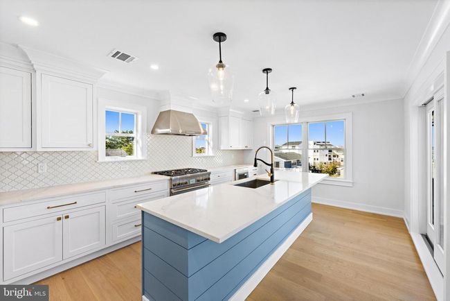 1 Cox Ave, House other with 5 bedrooms, 5 bathrooms and null parking in Harvey Cedars NJ | Image 33