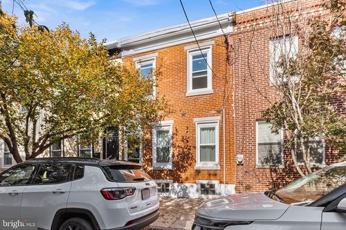 1805 Montrose St, PHILADELPHIA, PA, 19146-2626 | Card Image