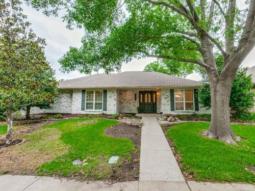 6608 Robin Willow Court, Dallas, TX, 75248 | Card Image