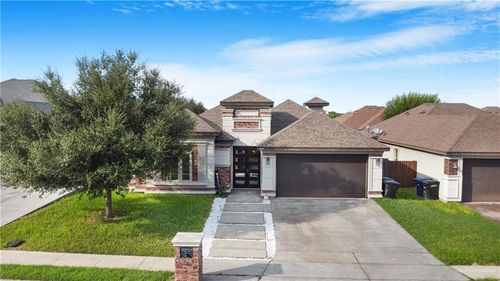 1900 Queens Ave, McAllen, TX, 78504-2294 | Card Image
