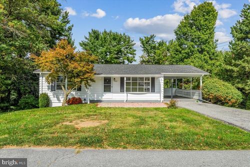 809 E D St, BRUNSWICK, MD, 21716-1717 | Card Image