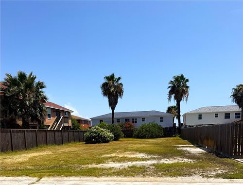 634 Sandpiper Cir, Port Aransas, TX, 78373-4207 | Card Image