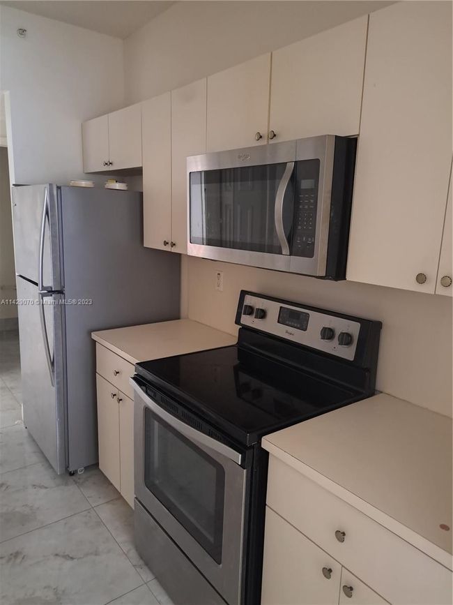 APT-117 - 7085 Nova Dr, Condo with 3 bedrooms, 2 bathrooms and null parking in Davie FL | Image 5