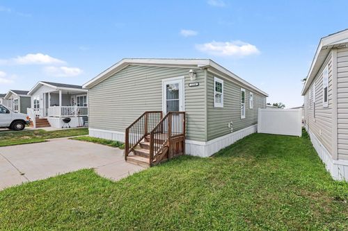 1254 Concord Dr, Mount Pleasant, MI, 48858-4563 | Card Image