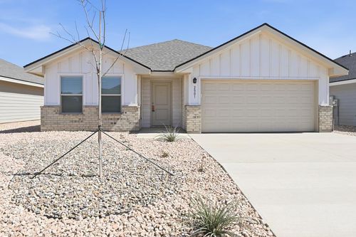 2501 Country Club Dr, Midland, TX, 79703 | Card Image