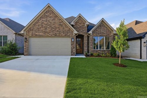 67 Copper Cir, Little Rock, AR, 72223-4022 | Card Image