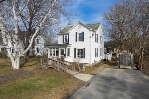 325 South St, Poultney, VT, 05764-1124 | Card Image