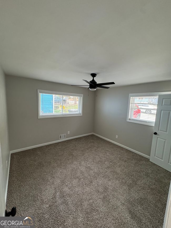 2831 Palm Dr, Home with 2 bedrooms, 1 bathrooms and 3 parking in Atlanta GA | Image 7