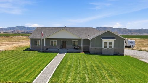 551 S 4600 W, Malad City, ID, 83252-6094 | Card Image