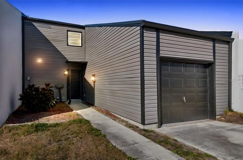 8737 Bay Pointe Dr, TAMPA, FL, 33615-4905 | Card Image