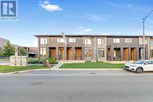 35 Wellspring Way, Fonthill, ON, L0S1E6 | Card Image