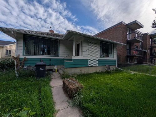 35 4 Avenue Se, High River, AB, T1V1G3 | Card Image