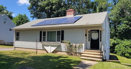 4 Clyne Ave, Waterbury, CT, 06705-3018 | Card Image