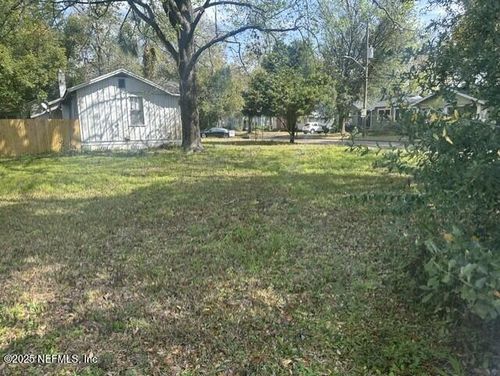 4833 Royal Ave, JACKSONVILLE, FL, 32205-4955 | Card Image