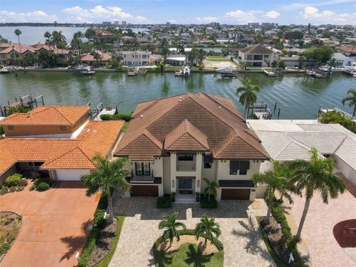 815 Capri Blvd, TREASURE ISLAND, FL, 33706-1029 | Card Image