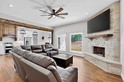 585 Blue Marlin Ct, Bluff Dale, TX, 76433-4673 | Card Image