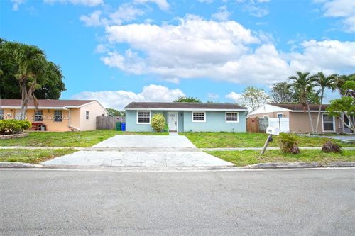 7471 Sw 1st St, Margate, FL, 33068-1301 | Card Image