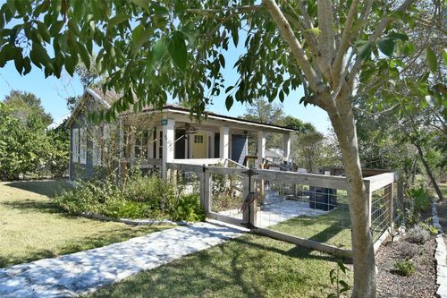 tiny-4875 Main St, Chappell Hill, TX, 77426-6293 | Card Image