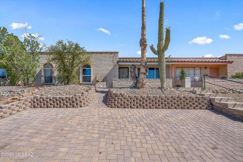 1824 W Caravelle Road, Tucson, AZ, 85713 | Card Image