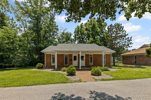 6 Meadow Heights Professional Park, Collinsville, IL, 62234-4471 | Card Image