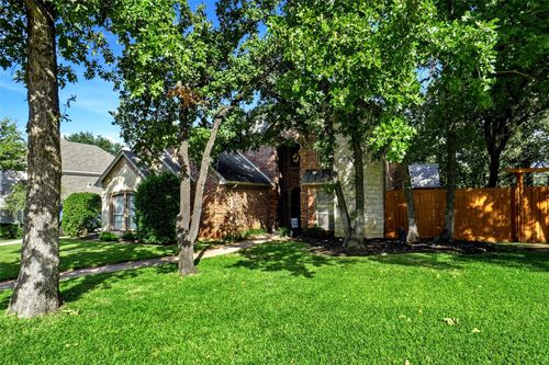 112 W El Paseo St, Denton, TX, 76205-8590 | Card Image