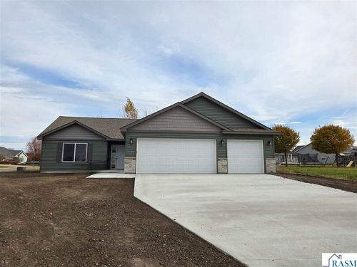 317 Falcon Run, Eagle Lake, MN, 56024-7515 | Card Image