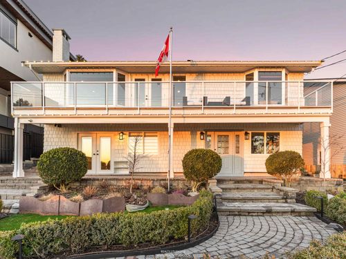 15383 Columbia Ave, White Rock, BC, V4B1K1 | Card Image