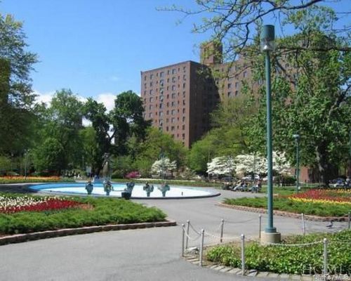 4a-1514 Unionport Rd, Bronx, NY, 10462-7847 | Card Image