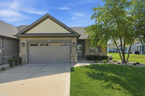 10791 Scarlett Oak Dr, Saint John, IN, 46373-8664 | Card Image