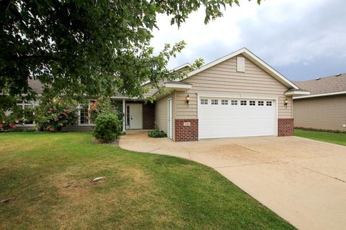 316 20th St W, Glencoe, MN, 55336-5045 | Card Image