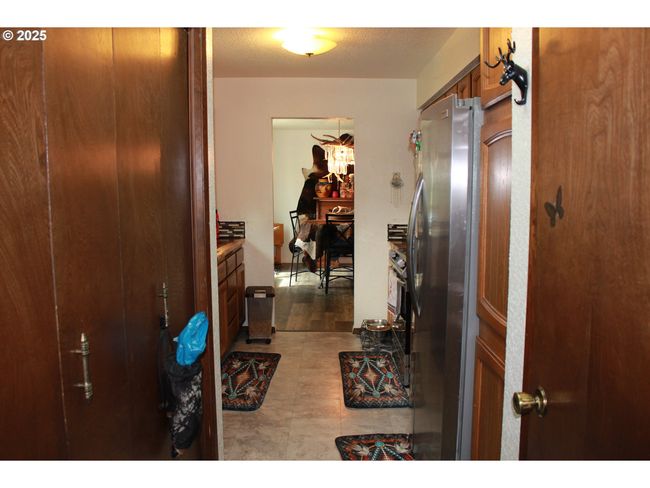1783 View St, House attached with 3 bedrooms, 2 bathrooms and 2 parking in Myrtle Point OR | Image 11