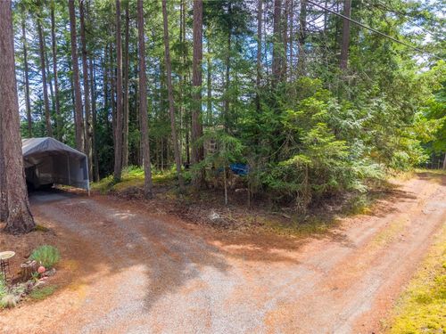 4611 Mate Rd, Pender Island, BC, V0N2M0 | Card Image