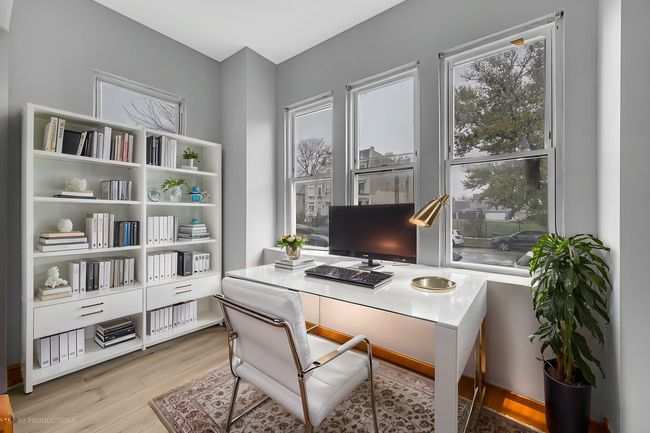 APT-2 - 4829 S Prairie Ave, Condo with 3 bedrooms, 2 bathrooms and 1 parking in CHICAGO IL | Image 7