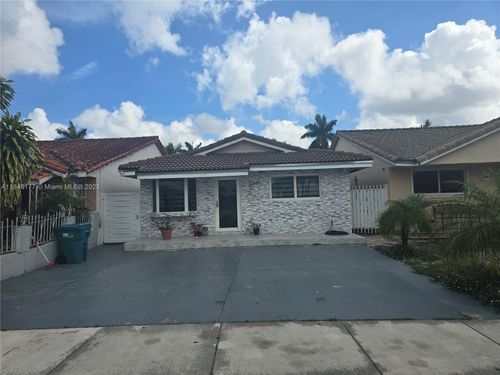 11465 Nw 88th Ct, Hialeah Gardens, FL, 33018-1965 | Card Image