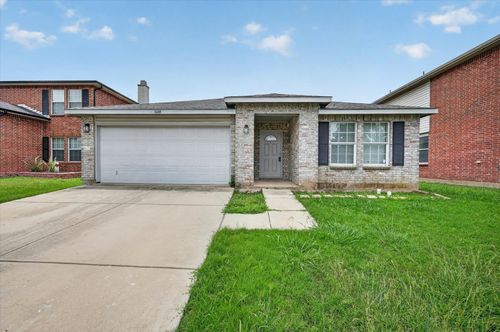 1608 Diamond Lake Trl, Justin, TX, 76247-5735 | Card Image