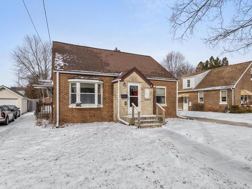 1128 N 17th Street, Manitowoc, WI, 54220 | Card Image