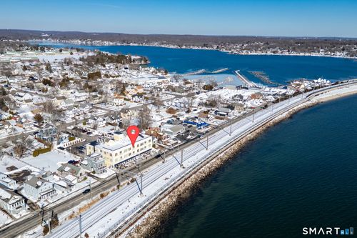 305-185 Main St, Niantic, CT, 06357-3208 | Card Image