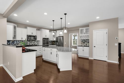 1535 138th St E, Rosemount, MN, 55068-2175 | Card Image