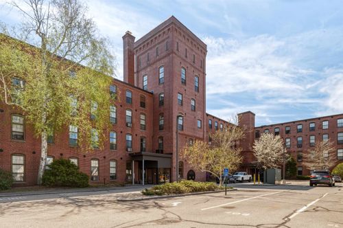 206-156 Front St, Exeter, NH, 03833-2336 | Card Image