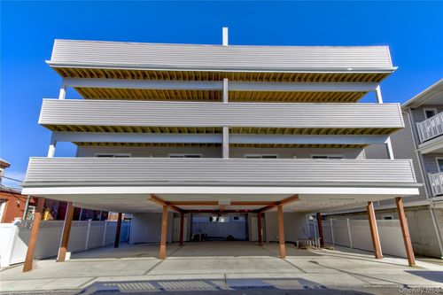 1-46 Kentucky St, Long Beach, NY, 11561-1212 | Card Image