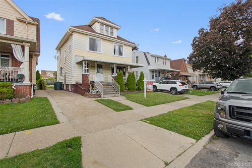 5125 Neckel St, Dearborn, MI, 48126-3216 | Card Image