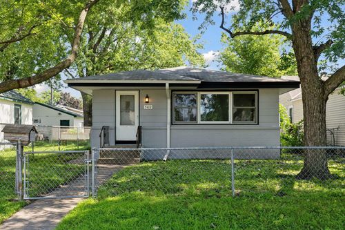 5412 Girard Ave N, Brooklyn Center, MN, 55430-3166 | Card Image