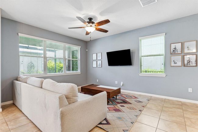 5831 Caldera Ridge Dr, House other with 4 bedrooms, 3 bathrooms and null parking in Lithia FL | Image 5