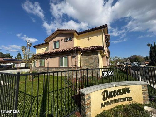 203-1850 Buyers St, Simi Valley, CA, 93063 | Card Image