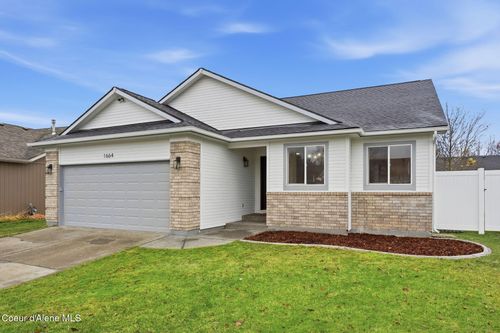 1664 W Durham Dr, Coeur D Alene, ID, 83815-8489 | Card Image