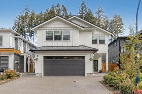 2967 Irwin Rd, Langford, BC, V9B5Y6 | Card Image