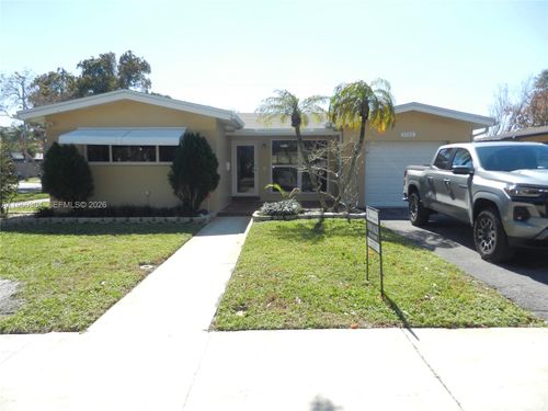 3700 Cleveland St, Hollywood, FL, 33021-4925 | Card Image