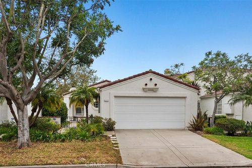 2117 Bermuda Dunes Pl, Oxnard, CA, 93036-2787 | Card Image